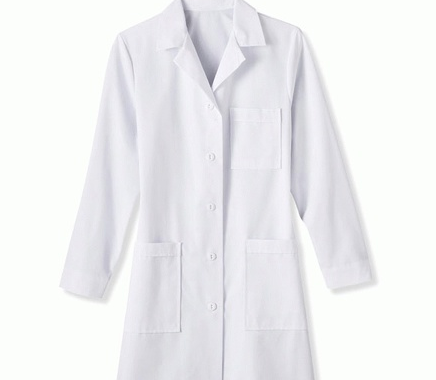 Mengapa kita perlu memakai jas laboratorium saat bekerja di laboratorium